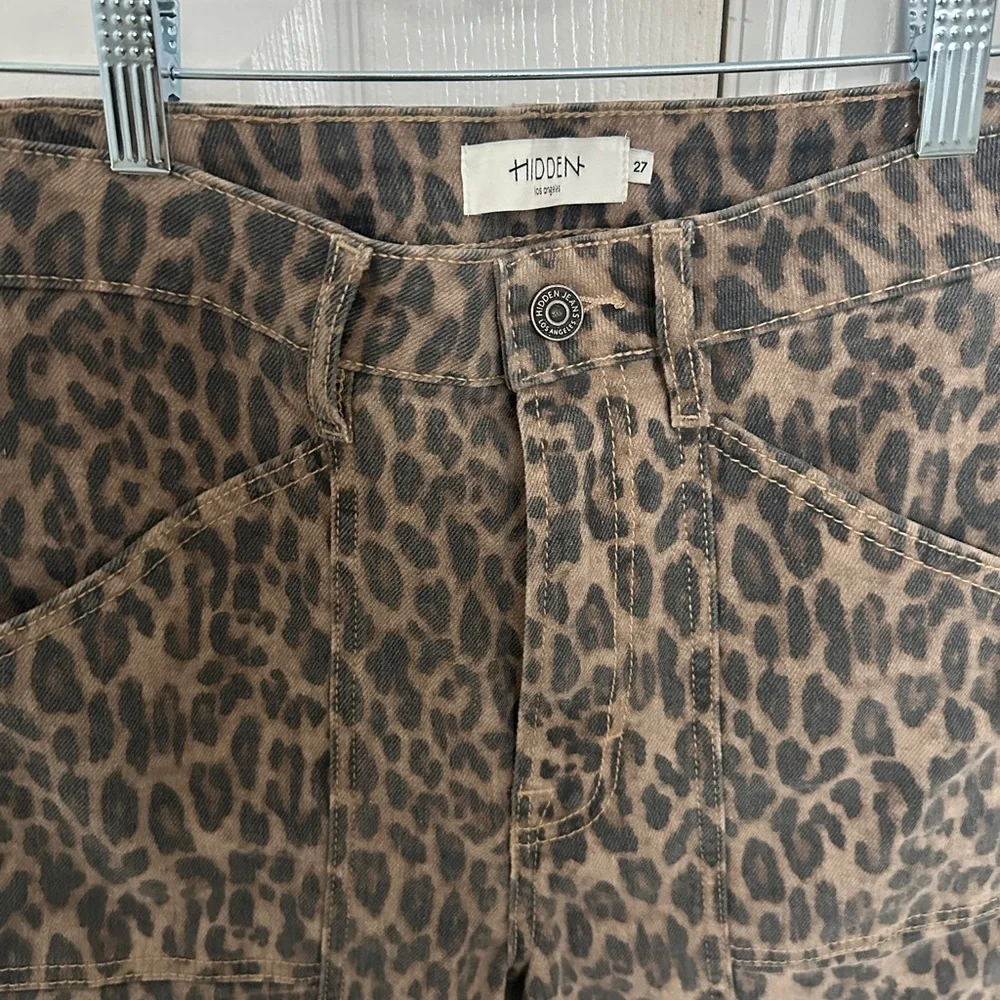 Hidden Los Angeles High Rise Leopard Print Jeans - Picture 4 of 6